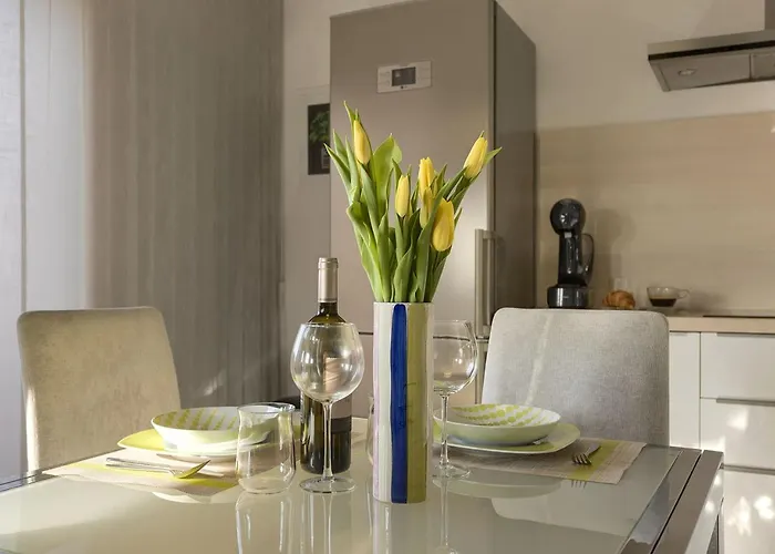 Leki - Newly Renovated, Modern Spot Apartman Pula