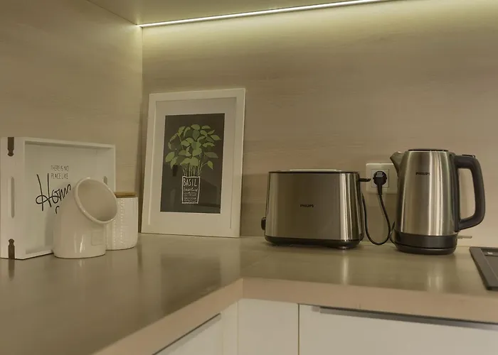 Apartman Leki - Newly Renovated, Modern Spot Pula